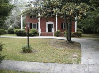 1210 Windsor Dr, Wilmington, NC 28403