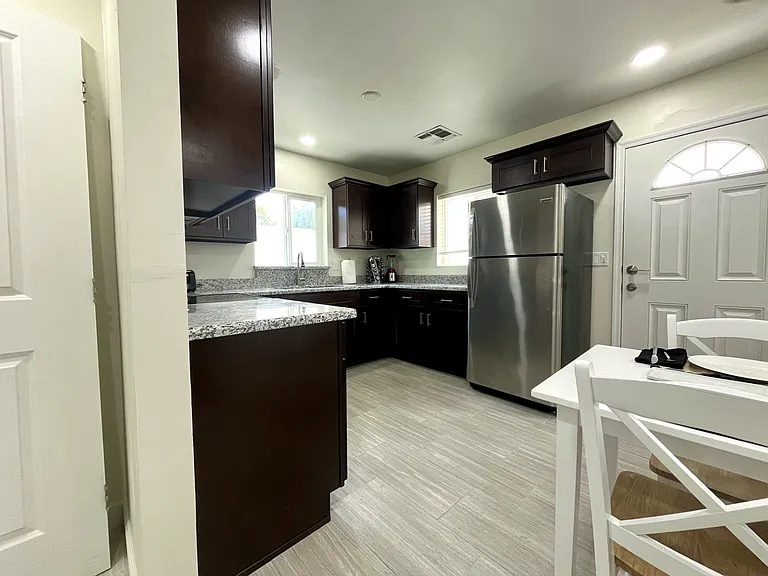 3156 W Monte Cristo Ave — Photo 5