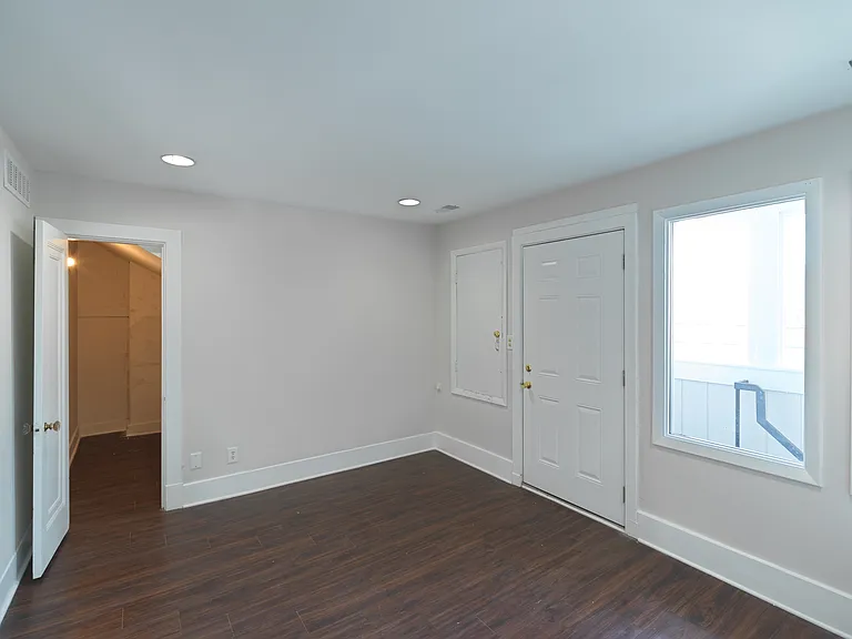 2216 Dundee Rd #6 — Photo 8
