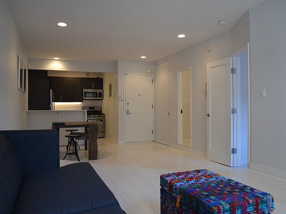 2nd image of 214 E 9th St APT 3B