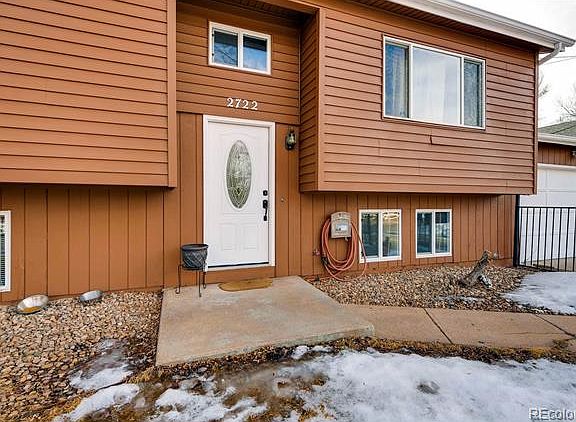 3rd image of 2722 W Water Ave