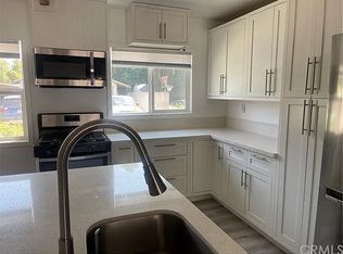 2452 E 5th St, La Verne, CA 91750