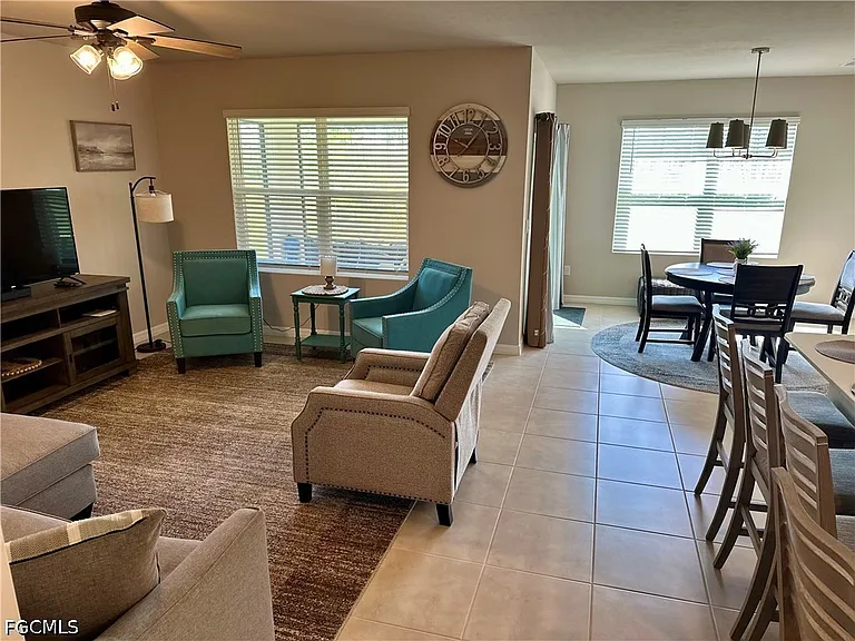 20502 Camino Torcido Loop — Photo 6
