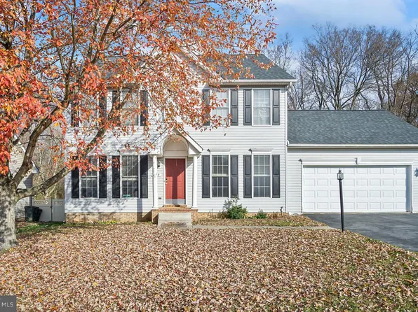 9942 Stephanie Ln, Hagerstown, MD 21740