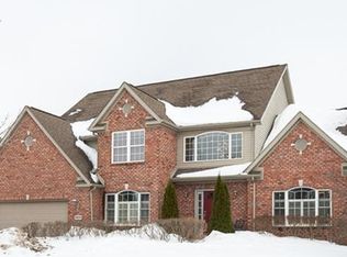 3835 Lake Pointe Ln, Ann Arbor, MI 48108