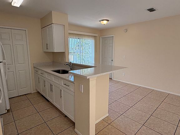 2nd image of 3128 Windover Ave #Townhouse
