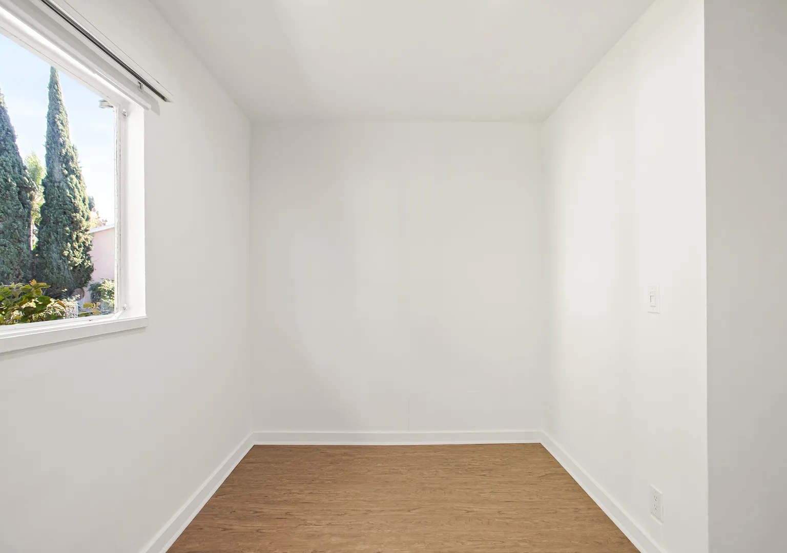 1 bed, 800 sqft, $2,500 — Photo 2