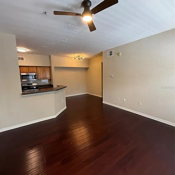 6029 Westgate Dr #725 — Photo 3