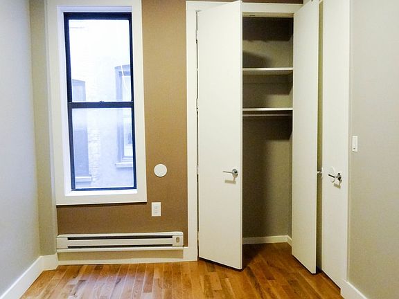 5th image of 1374 Putnam Ave