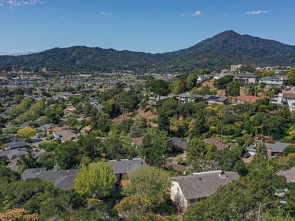 3rd image of 65 Via Barranca