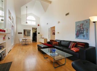 880 Heather Way, Carlsbad, CA 92011