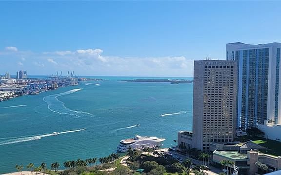 2nd image of 50 Biscayne Blvd APT 3110