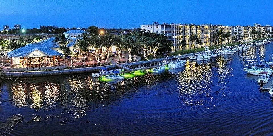 1st image of 104 Paradise Harbour Blvd