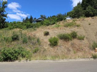 1028 Forest Heights St #24, Sutherlin, OR 97479