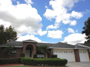 902 Daphne Dr, Brandon, FL 33510