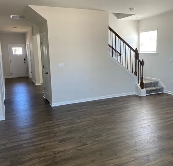 4310 Remington Ave — Photo 4