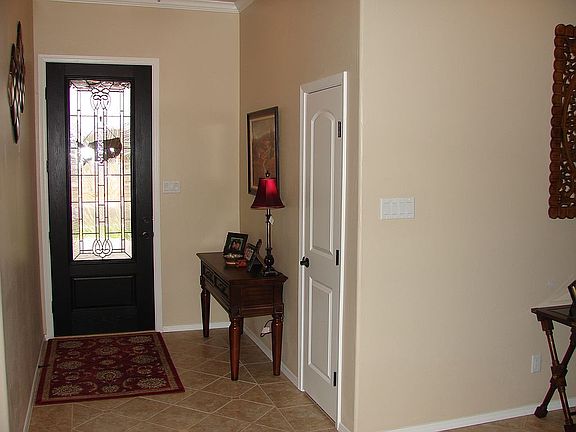 3rd image of 1205 Mimosa Dr