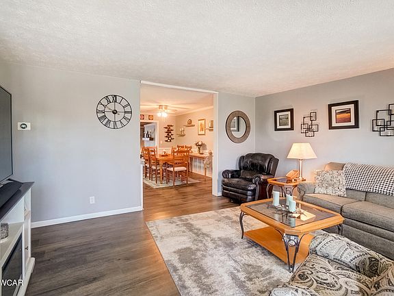 5th image of 1813 Ann Way