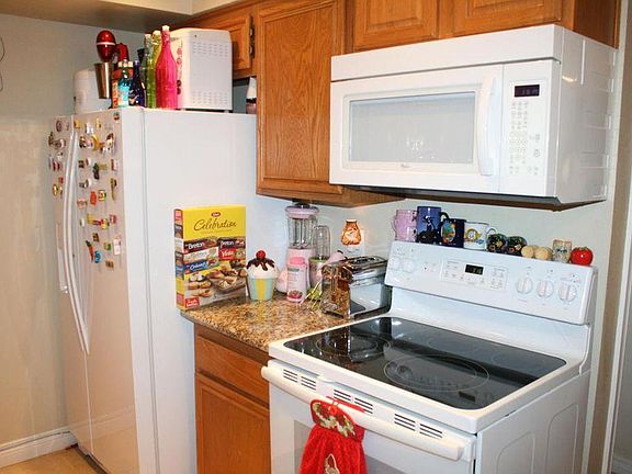 2nd image of 1236 Patricia Ave Unit 40