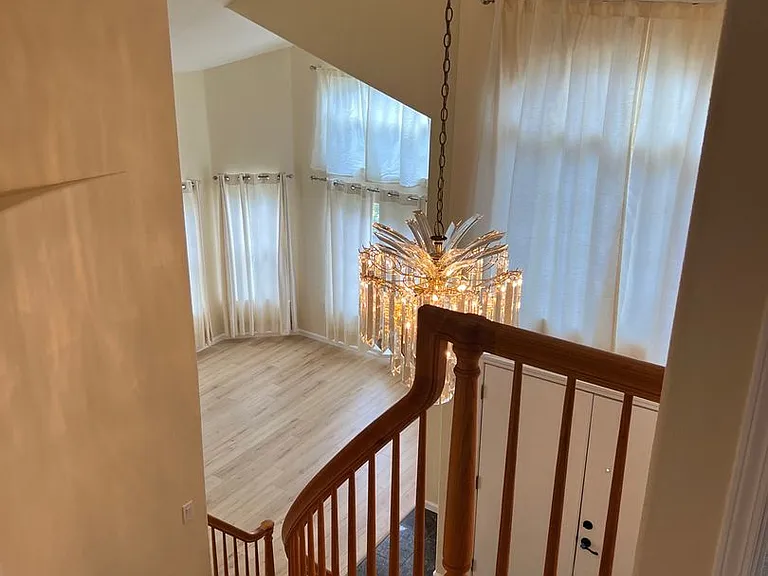 1910 White Oaks Rd — Photo 16