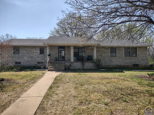 1757 Road F, Emporia, KS 66801