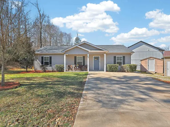 319 Sunnydale Dr, Taylors, SC 29687