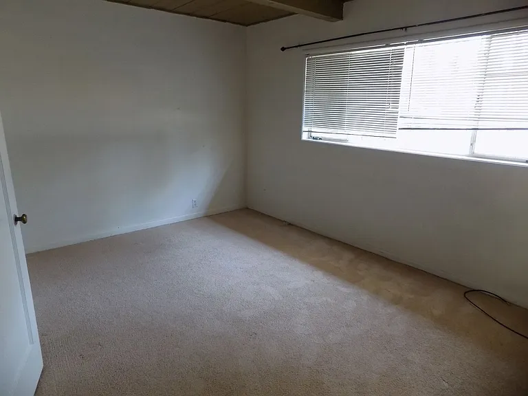2537 Greta Pl — Photo 6