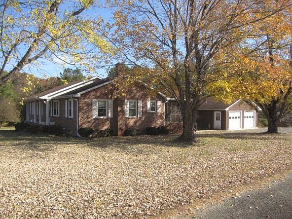 2nd image of 384 Laurel Forest Dr