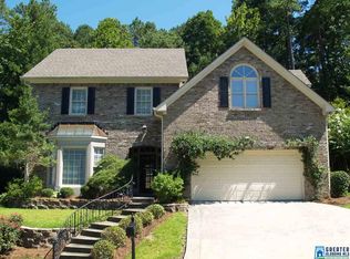 909 Cove Cir, Hoover, AL 35244