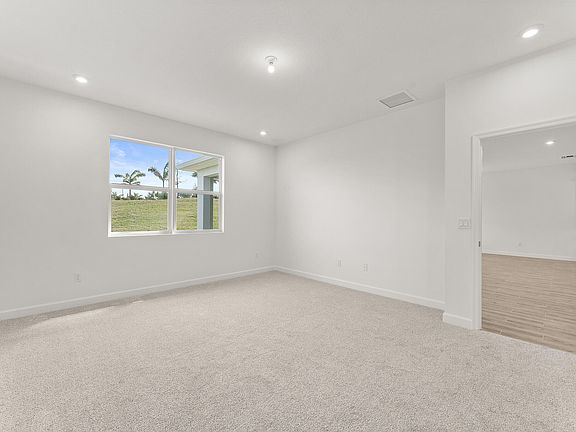 5th image of 14326 SW Skye Drive