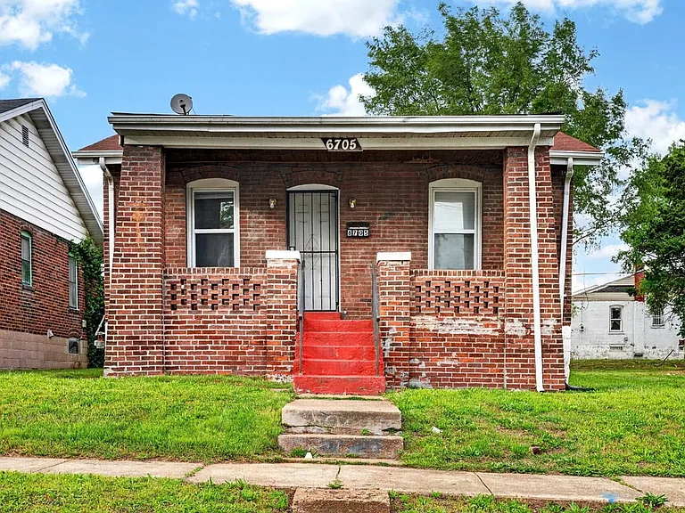 6705 Saint Louis Ave — Photo 14
