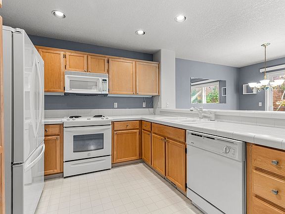 2nd image of 15183 NW Nightshade Dr