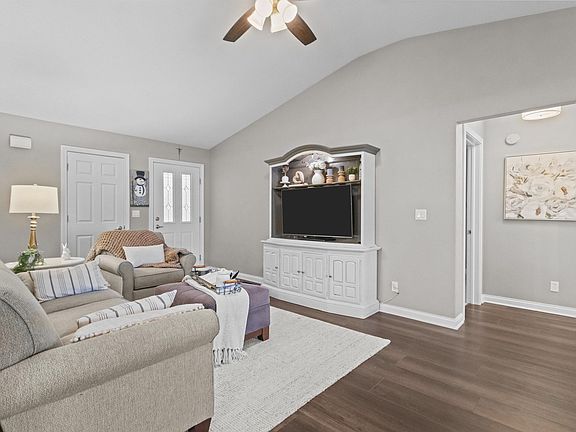 5th image of 779 Willowridge Dr