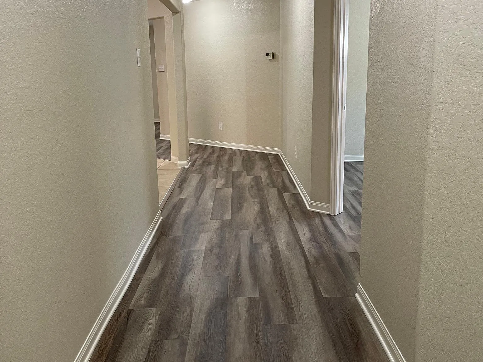 3 bed, 1404 sqft, $1,700 — Photo 3