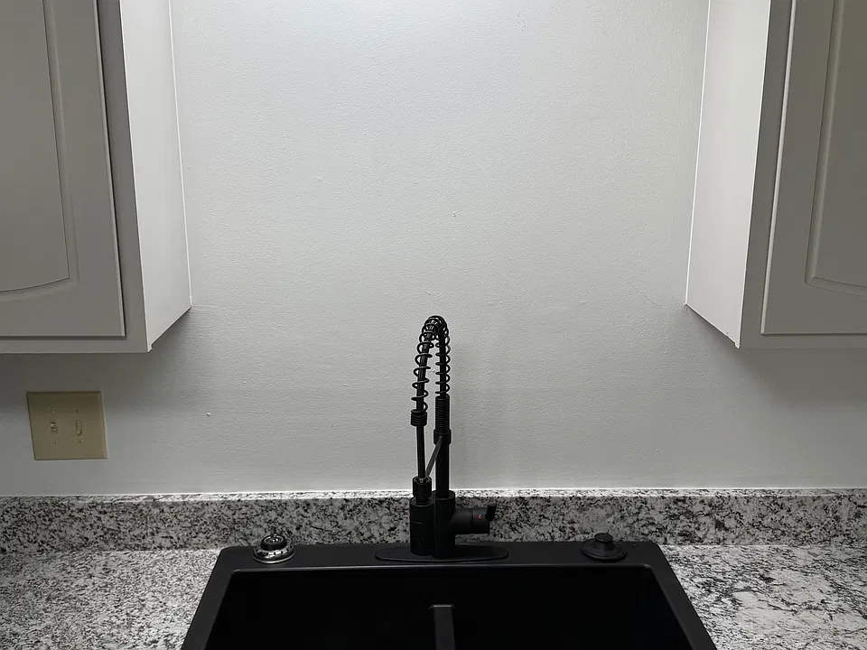 Black Ceramic Double Sink & Upgraded faucet with White Granite