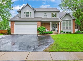 358 Highknob Rd, Bolingbrook, IL 60440