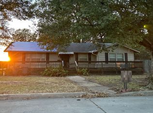 1102 6th Ave, Cleveland, MS 38732