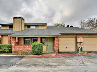 913 E Meadowmere Ln, Austin, TX 78758