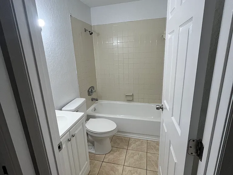 1306 Coolmont Dr — Photo 13