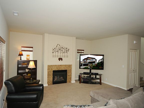 5th image of 6402 Udall Ave SE