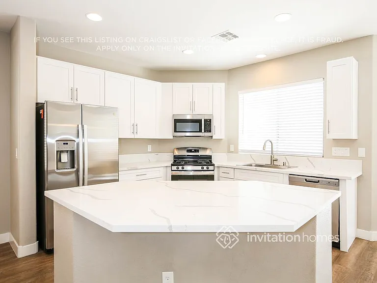 9133 Little Horse Ave — Photo 7