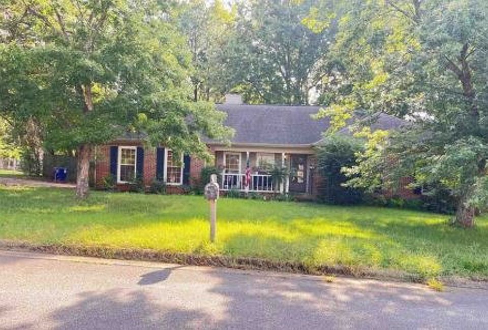 1st image of 120 Teal Park Ln