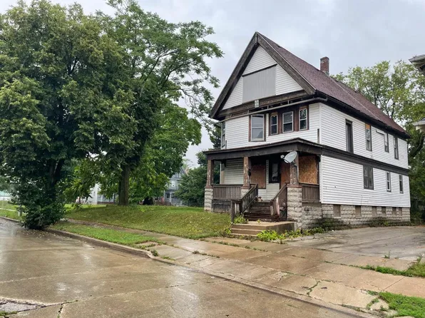 3718 W Garfield AVENUE #3720, Milwaukee, WI 53208