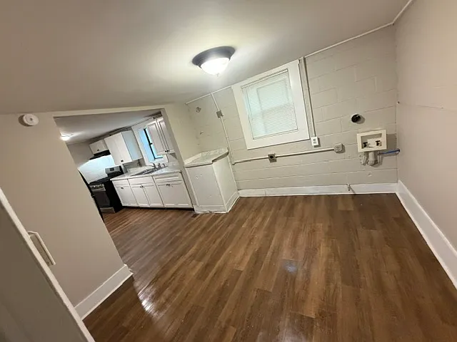 2258 Rebecca St #A — Photo 4