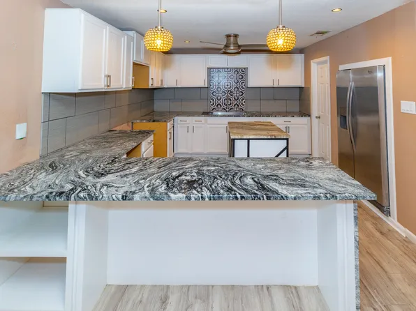 5805 Glen Arbor Dr, Corpus Christi, TX 78412