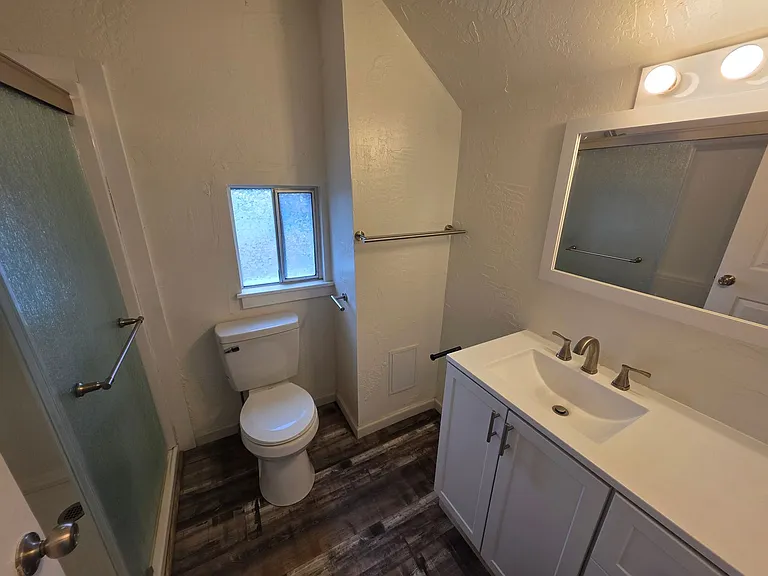 1104 E Rockwell Ave — Photo 9