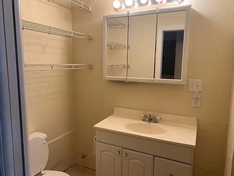 2nd Bathroom with shower