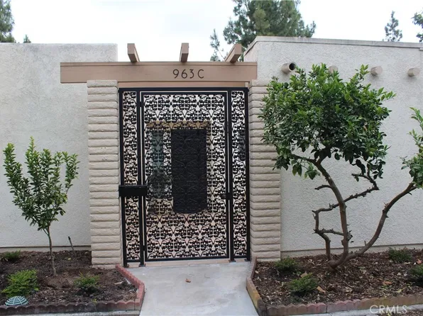 963 Calle Aragon Unit B, Laguna Woods, CA 92637