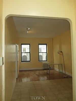 Rented by Town Residential | media 4