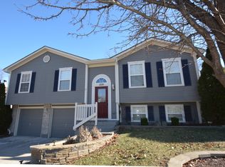 3320 SE Adams Dr, Blue Springs, MO 64014